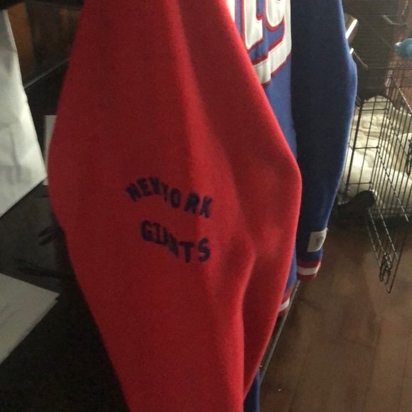 NY GIANTS GRIDIRON CLASSIC HOODIE - Picture 2 of 4